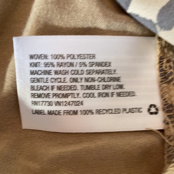 A New Day cheetah medium blouse - Picture 7 of 7